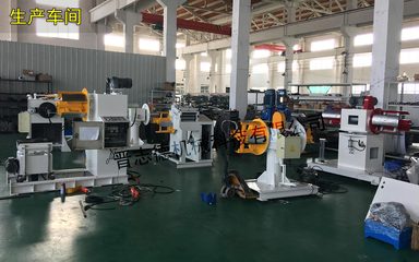 山东客户来访冲床送料机厂